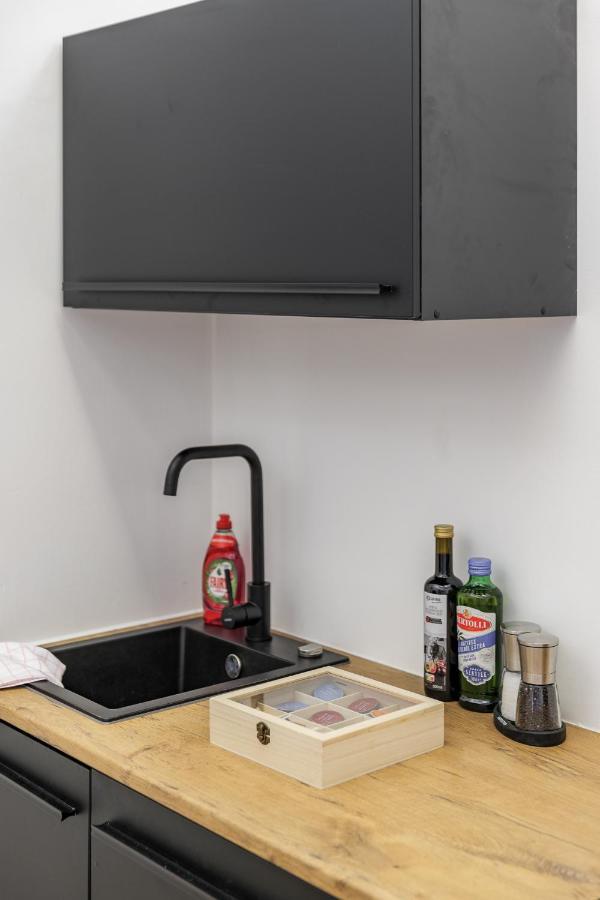 Flats 4 You, Moderne City Wohnung Naehe Hbf, Due-Messe 20 Min, Netflix, Kueche ドゥイスブルグ エクステリア 写真