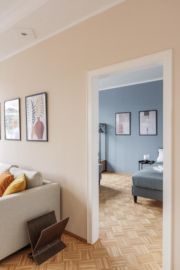 Flats 4 You, Moderne City Wohnung Naehe Hbf, Due-Messe 20 Min, Netflix, Kueche ドゥイスブルグ エクステリア 写真