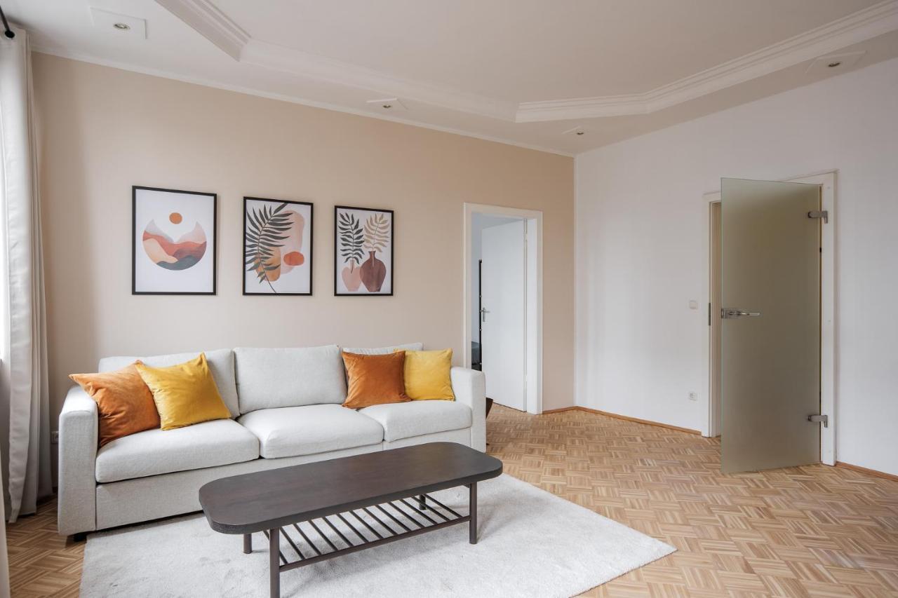 Flats 4 You, Moderne City Wohnung Naehe Hbf, Due-Messe 20 Min, Netflix, Kueche ドゥイスブルグ エクステリア 写真