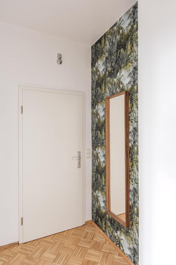 Flats 4 You, Moderne City Wohnung Naehe Hbf, Due-Messe 20 Min, Netflix, Kueche ドゥイスブルグ エクステリア 写真