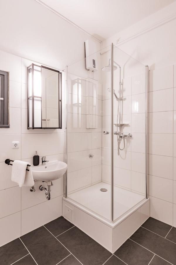 Flats 4 You, Moderne City Wohnung Naehe Hbf, Due-Messe 20 Min, Netflix, Kueche ドゥイスブルグ エクステリア 写真