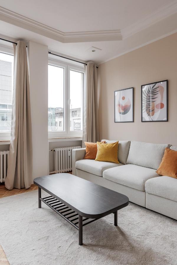 Flats 4 You, Moderne City Wohnung Naehe Hbf, Due-Messe 20 Min, Netflix, Kueche ドゥイスブルグ エクステリア 写真