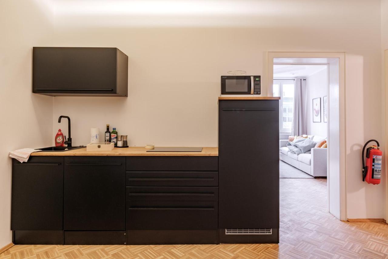 Flats 4 You, Moderne City Wohnung Naehe Hbf, Due-Messe 20 Min, Netflix, Kueche ドゥイスブルグ エクステリア 写真