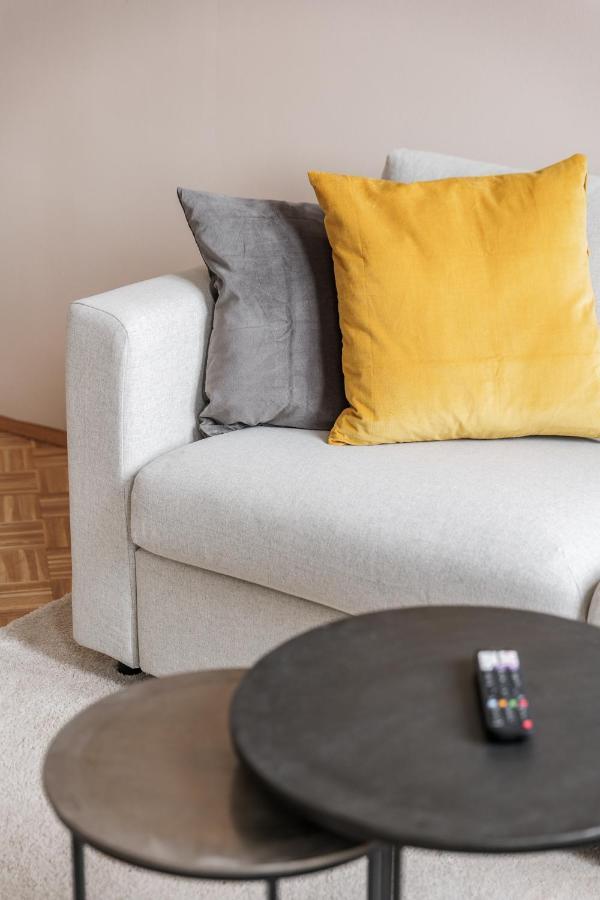 Flats 4 You, Moderne City Wohnung Naehe Hbf, Due-Messe 20 Min, Netflix, Kueche ドゥイスブルグ エクステリア 写真
